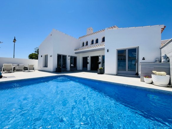 Stunning 4 Bedroom Villa – El Valle Golf Resort, Murcia