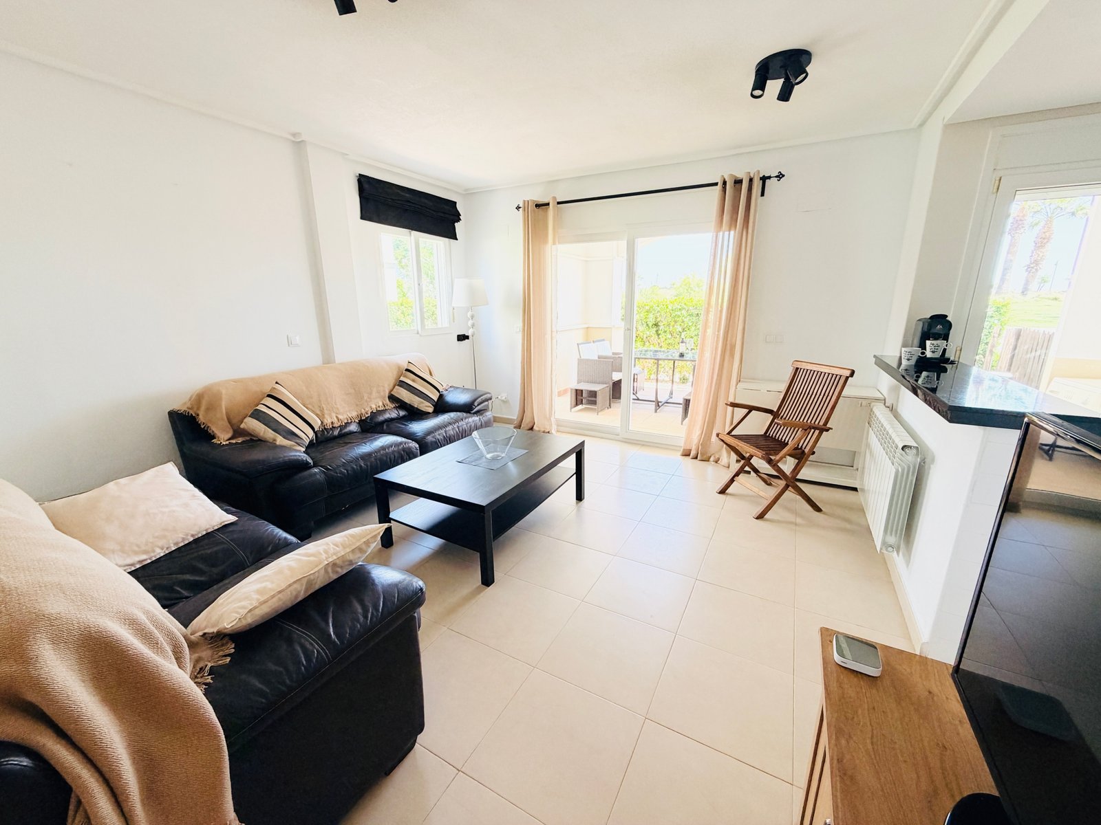 Beautiful End-Terrace Frontline Golf Townhouse – La Torre Golf