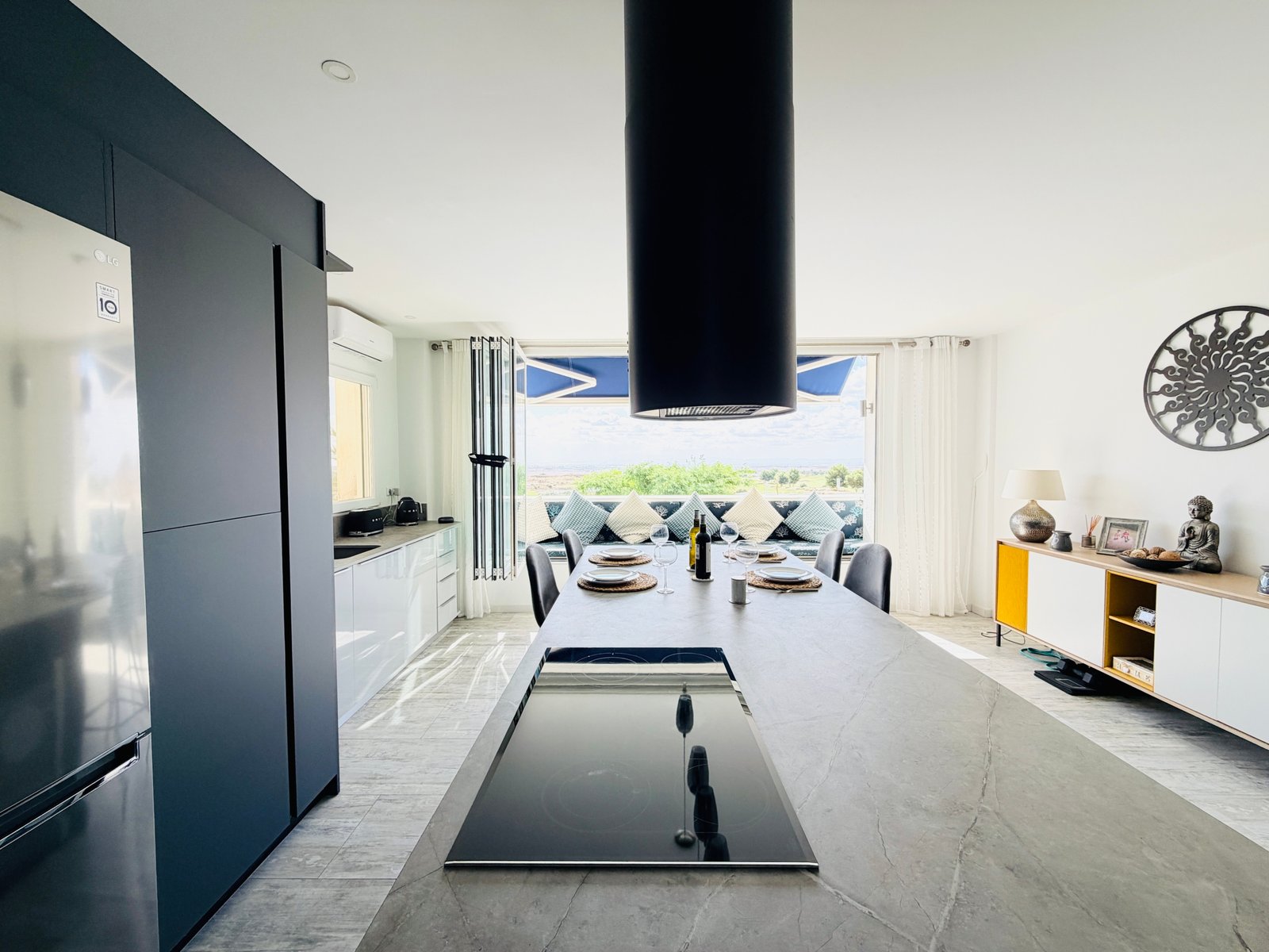 Beautifully Re-Designed 2nd Floor Apartment – El Valle Golf Resort