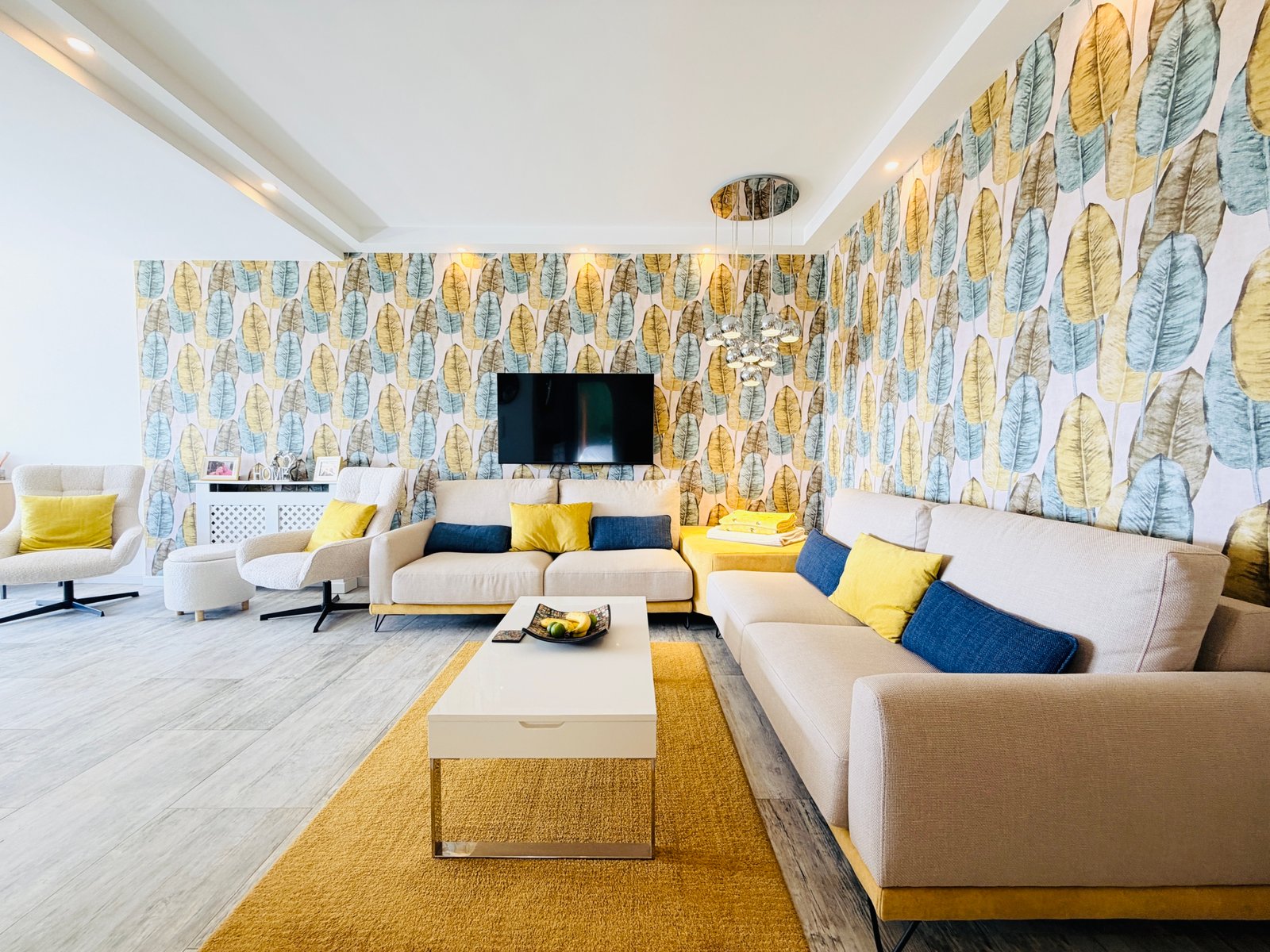 Beautifully Re-Designed 2nd Floor Apartment – El Valle Golf Resort