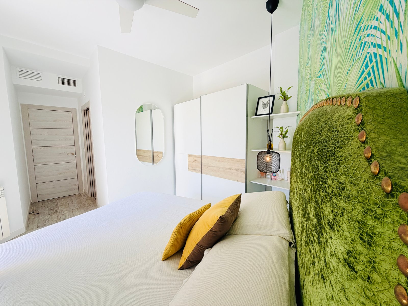 Beautifully Re-Designed 2nd Floor Apartment – El Valle Golf Resort