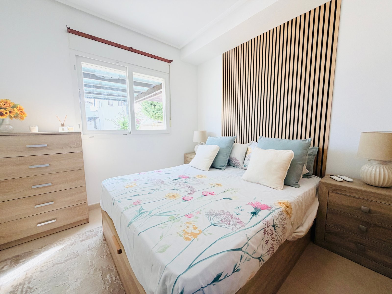 Beautifully Presented 3 Level Townhouse – La Torre Golf Resort
