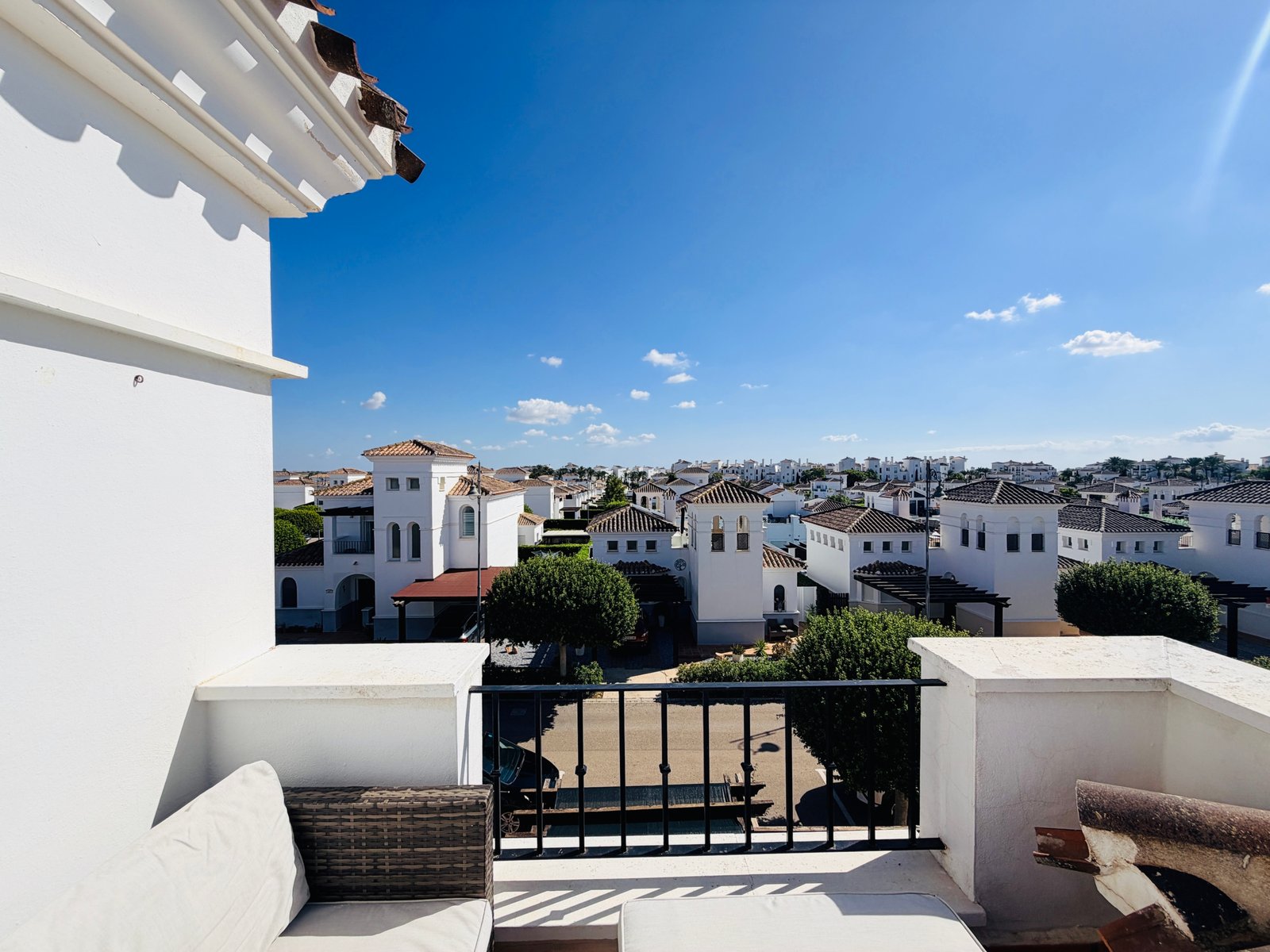 Beautifully Presented 3 Level Townhouse – La Torre Golf Resort