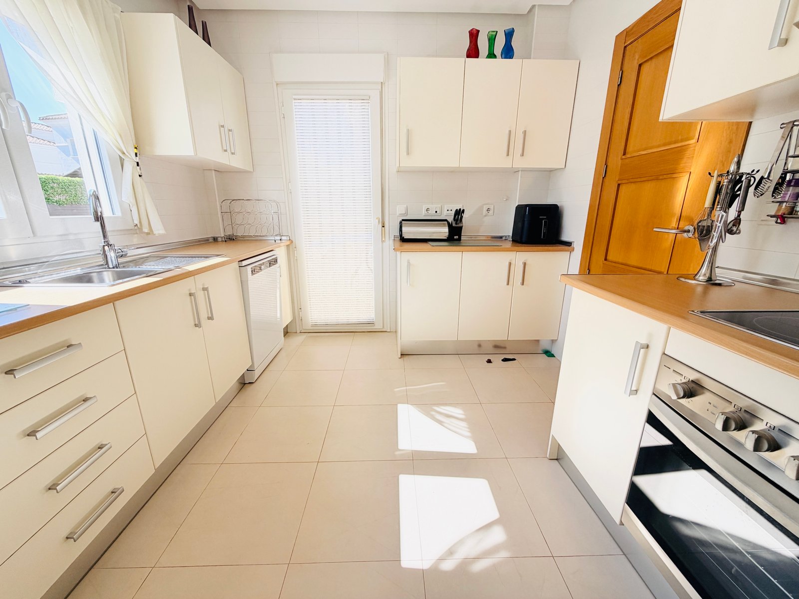 Immaculate 3 Bedroom Villa Enebro – La Torre Golf Resort