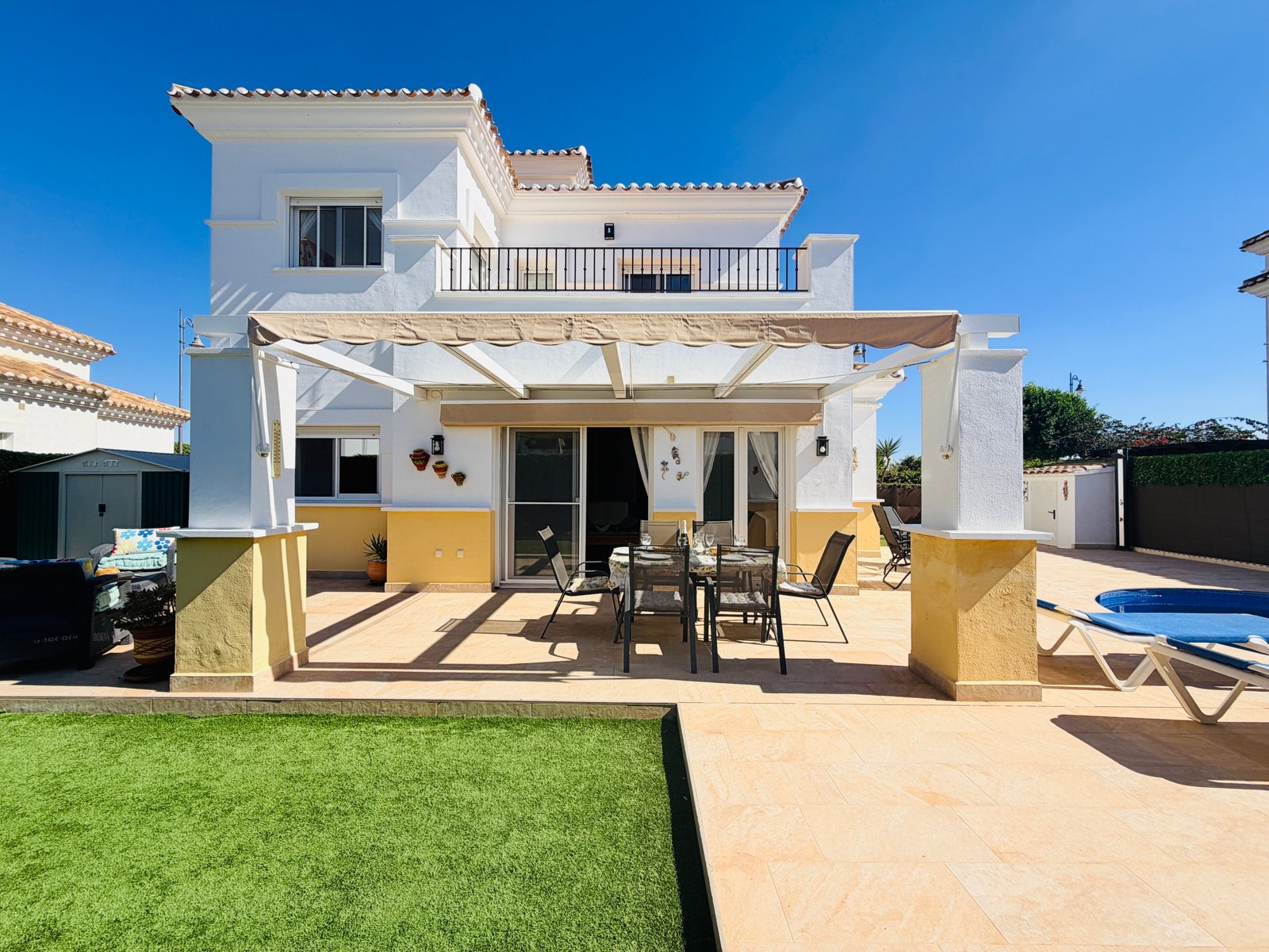 Immaculate 3 Bedroom Villa Enebro – La Torre Golf Resort